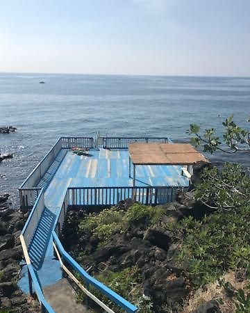 La Lampara Apartment Aci Castello Luaran gambar