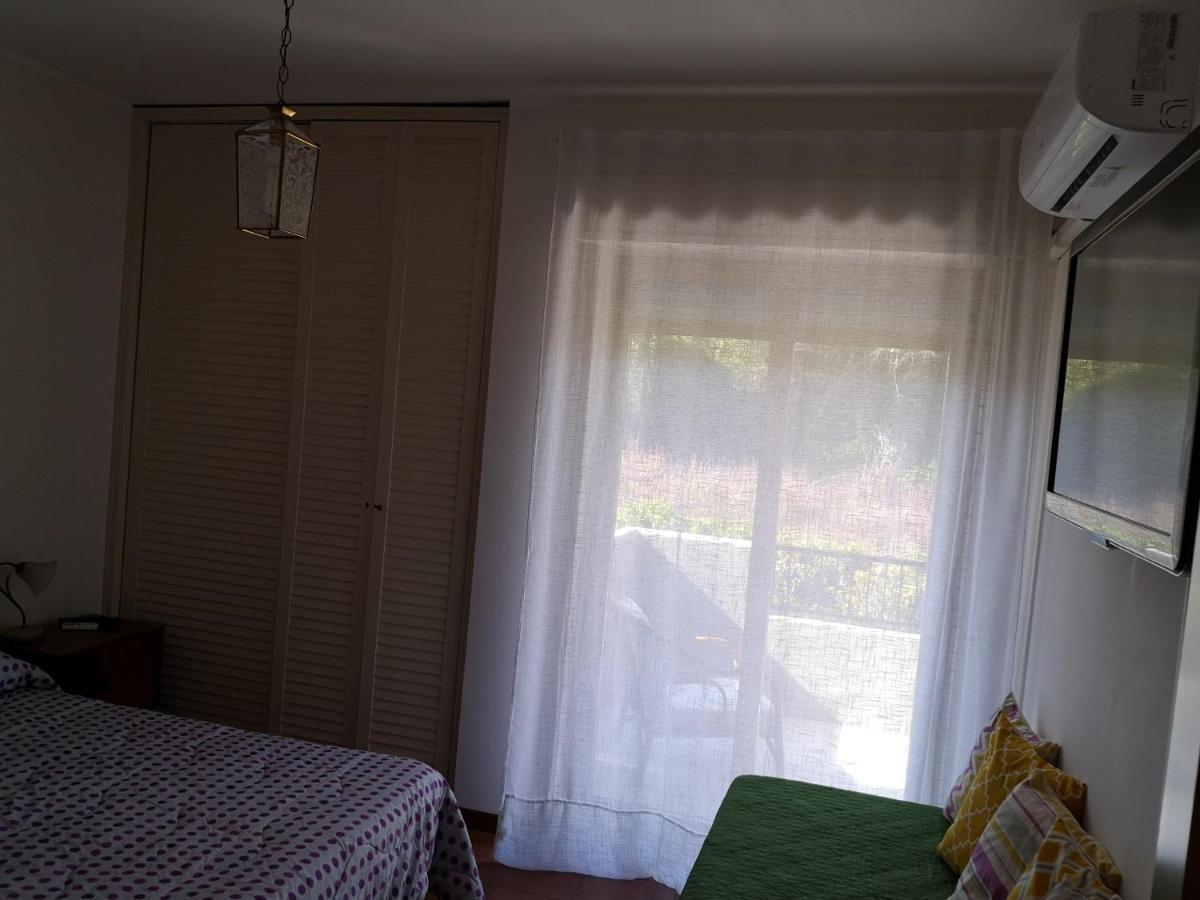 La Lampara Apartment Aci Castello Luaran gambar